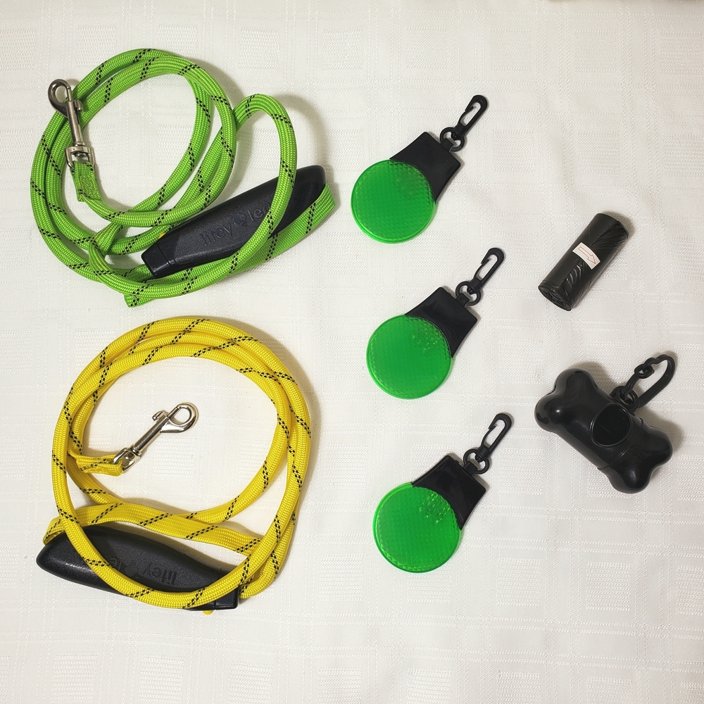 Pets Dog Leashes Set with Accessories Night Travel 6 piece Pet Bundle Set